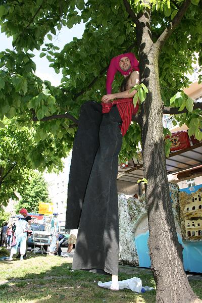 Echt street puppets (9).jpg